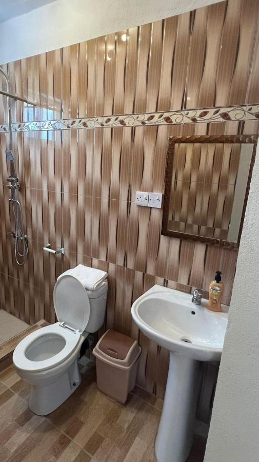 The Golden Inn Мариго Экстерьер фото